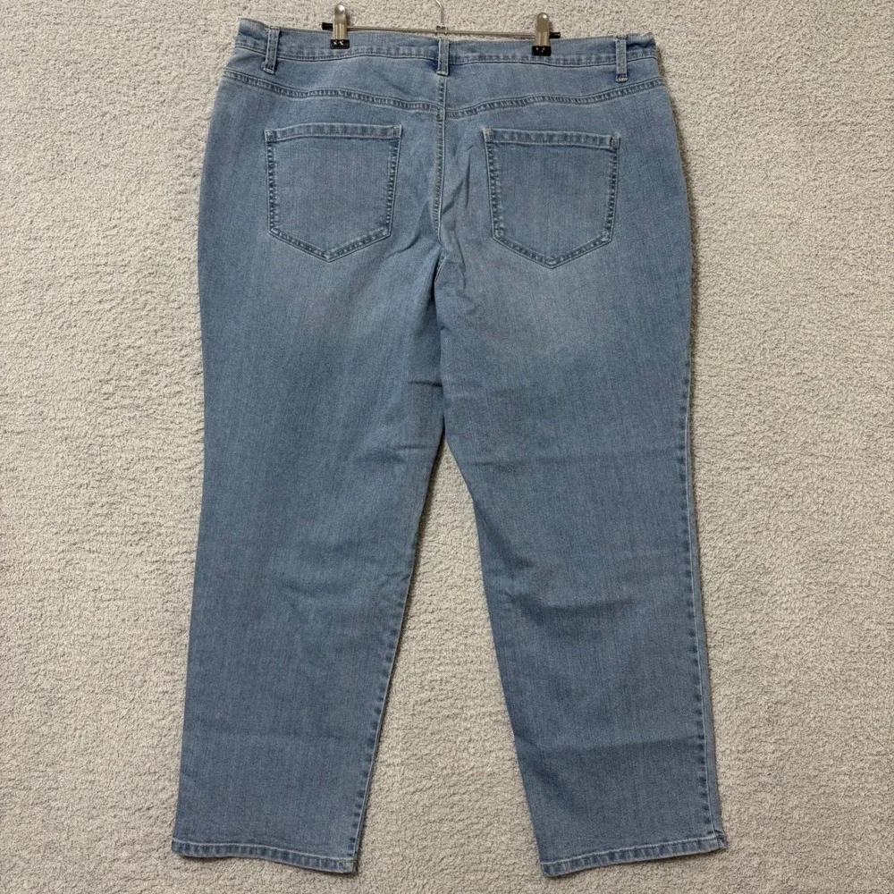 High Rise Casual Everyday Slim Straight Jeans Size 18W Short Medium Wash